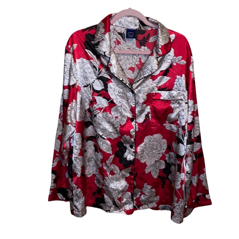 APT.9 Floral red SleepShirt